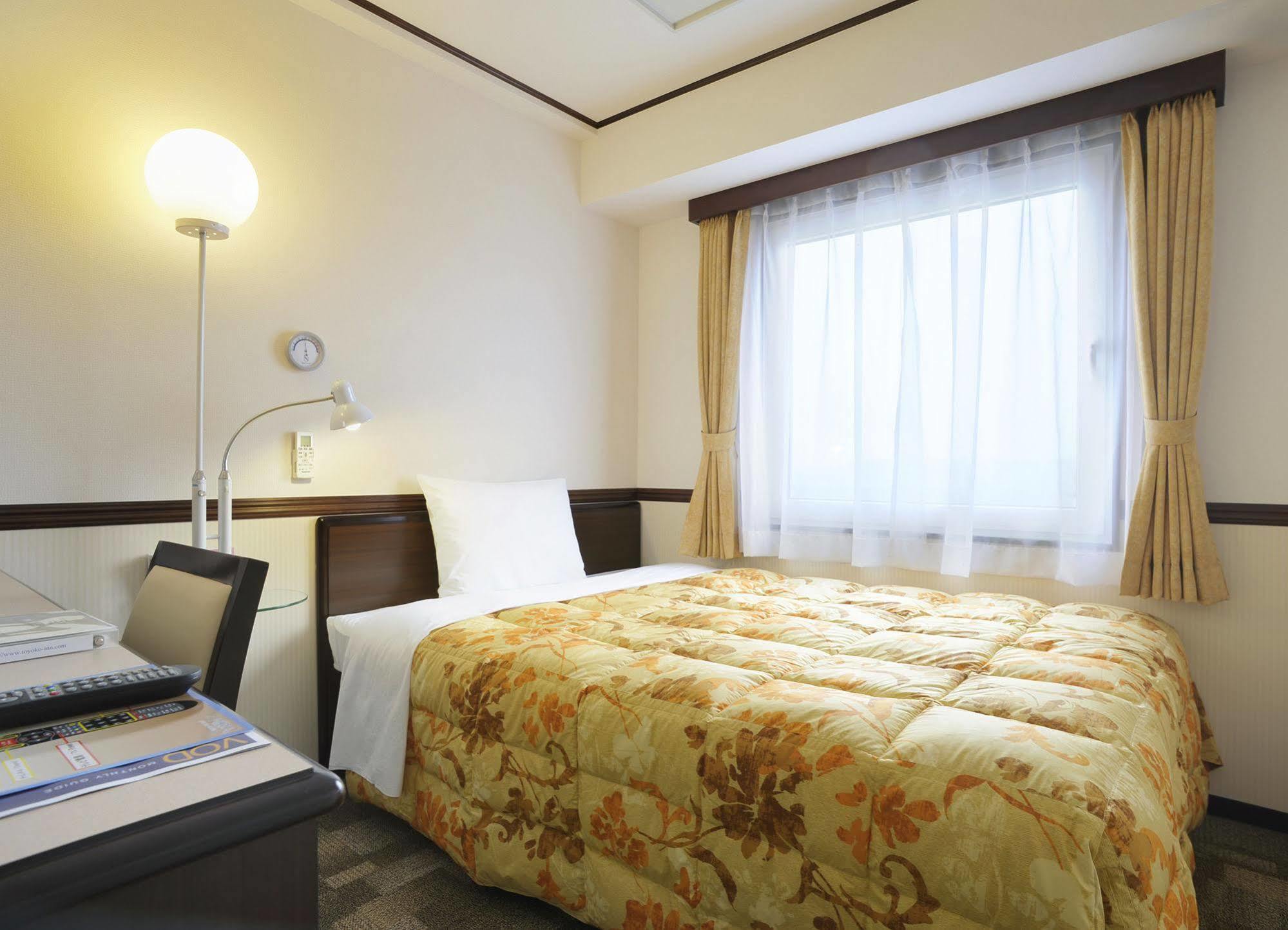 Toyoko Inn Shonan Hiratsuka Eki Kita Guchi No 2 Екстер'єр фото